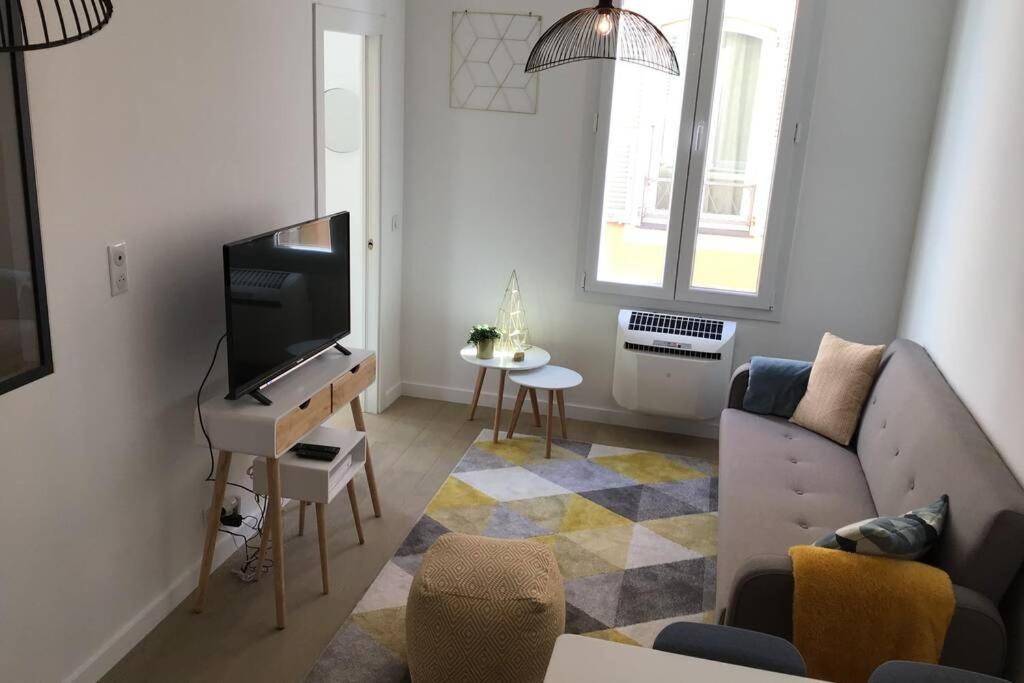 Appartement 2 Chambres Refait A Neuf, Climatise, A 2 Min De La Mer Nice Ngoại thất bức ảnh